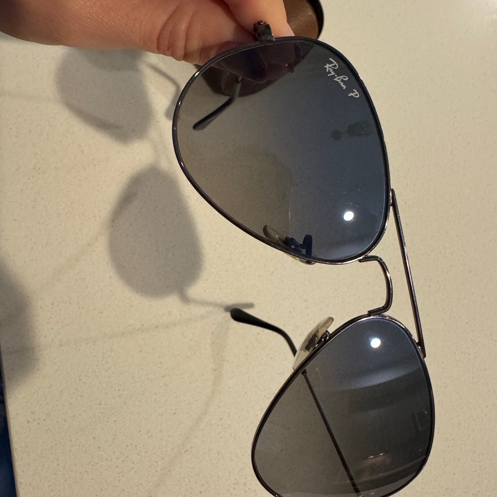 Ray-Ban Black Aviator Sunglasses